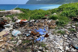 蘭嶼海邊垃圾亂丟 遊客批：煞風景 鄉公所：將辦淨灘
