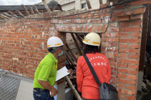 台南麻豆三合院被震垮無法居住 做工行善團啟動修復