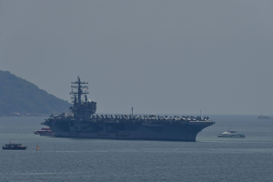 陸船隻南海海域航行引反彈 今美航艦雷根號到訪越南峴港