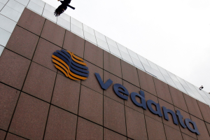 Vedanta向控股公司接管與鴻海集團合資事業所有權