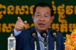 柬埔寨總理籲烏克蘭勿用集束彈 警告：將禍害百年