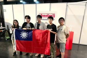 台灣之光 Robocup 機器人世界杯 台灣小將搜救機器人模擬賽勇奪冠軍