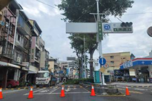 泰利颱風外圍影響恆春半島持續豪雨 屏東市修剪路樹防意外
