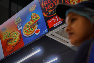 達美樂全球最便宜披薩在哪裡？一整塊7吋定價20元有找