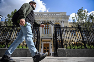 俄羅斯央行去年9月以來首次升息 憂盧布貶值推升通膨