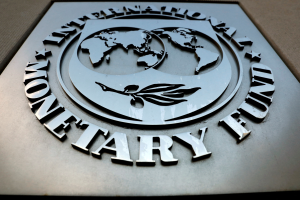 IMF上修今年全球經濟成長預估0.2百分點 仍不如去年