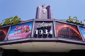 「芭比海默」第2周全美票房亮眼 專家：將帶動戲院觀影復甦