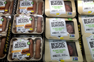 喫不起！消費者紛紛回購動物蛋白 植物肉公司銷售跌近3成