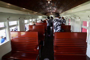 鐵道迷快來看！潮州鐵道園區展示全台唯一百年木造車廂