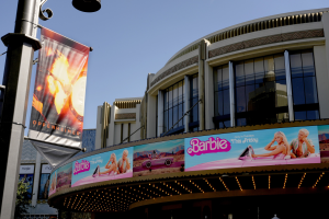 粉紅擊退黑暗 「Barbie芭比」成華納兄弟史上美國票房最高電影