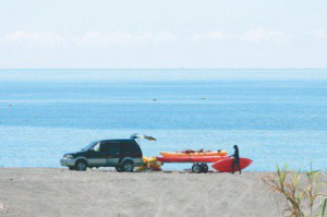 宜蘭神祕沙灘…禁了沙灘車 來了獨木舟