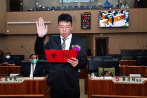澎湖縣議長改選33歲陳毓仁勝出 成為全台最年輕議長