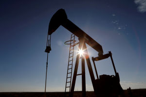 西德州原油期貨觸及每桶85美元 去年11月以來首見