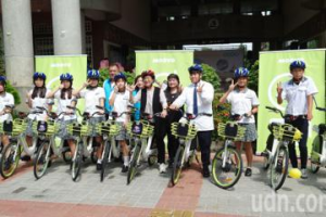 公共自行車系統進駐彰化平原 今啟用學生立即喊再增設