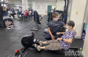 彰化86歲老太太每天上不老健身房 還要去印度之旅