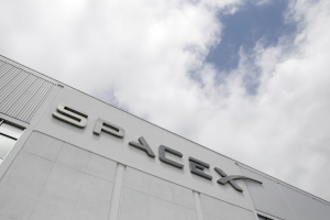 SpaceX明年營收料達150億美元 星鏈超車火箭業務變主力