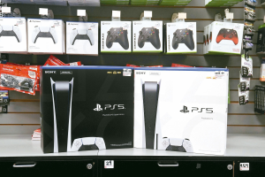 Sony克服一機難求供應瓶頸 新版PS5將攻購物季