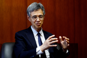 日銀副總裁露口風 日終結負利率政策更近了