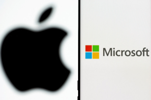 微軟收紅盤 市值超越蘋果躍升全球第一