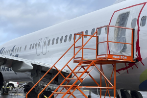 波音737 MAX空中掉艙門 美航空總署籲擴大受檢機型