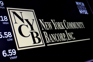 紐約社區銀行股價暴跌  商用不動產債務違約疑慮罩頂