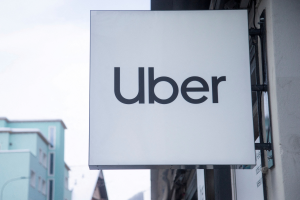 Uber首次出現年度營益 料最快下周宣布庫藏股回購