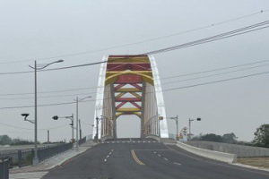 嘉義盧山橋上 增設前方路口預告號誌