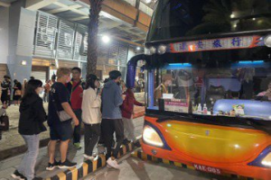 台南市府改善台灣燈會高鐵燈區交通 提供民眾避開車流好辦法
