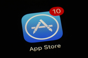 蘋果低頭 歐盟iPhone用戶將可從網站下載應用程序