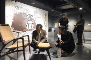 聽過「女兒椅」？ 傳統榫卯木藝創作民治文化中心展出