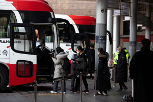 首爾市公車醞釀28日罷工 恐近98%停運