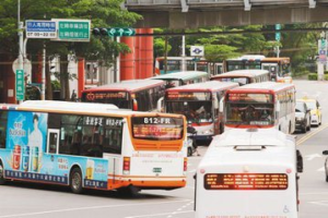 一圖看懂台北最賺錢路線公車前10名 它去年吸3.5億、載客人次破千萬